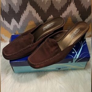 AEROSOLES Women's Dark Brown Slip-On Loafers